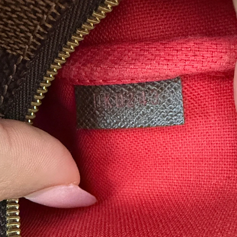 Louis Vuitton Damier bucket pochette Pouch - Picture 10 of 10